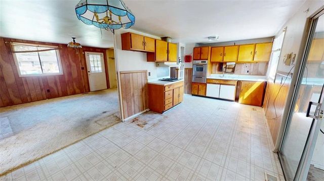 2008 Conner RD, Hampton, VA 23663