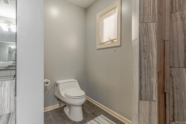 717 Melton Dr, Jonesboro, AR 72401