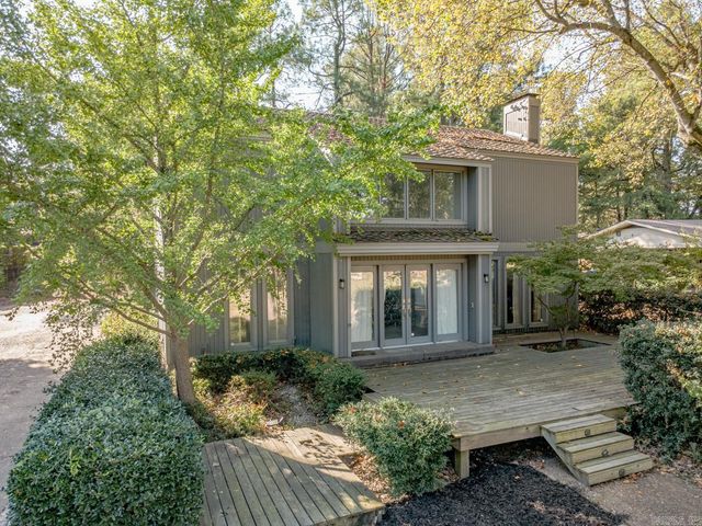 717 Melton Dr, Jonesboro, AR 72401
