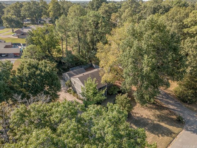 717 Melton Dr, Jonesboro, AR 72401