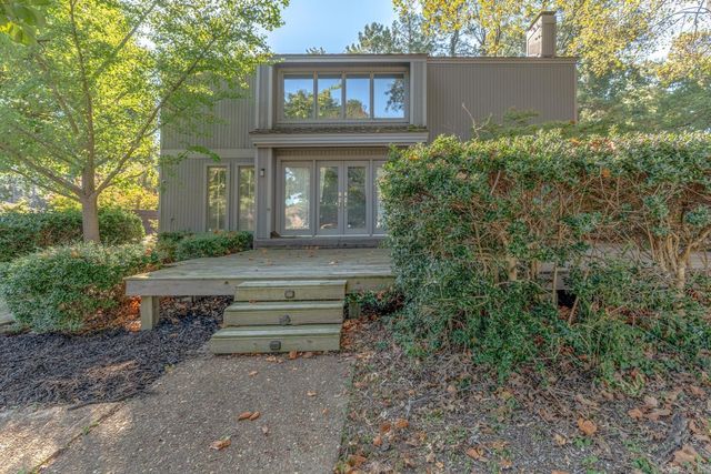 717 Melton Dr, Jonesboro, AR 72401