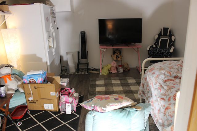 422 Beechwood Road, Salina, KS 67401