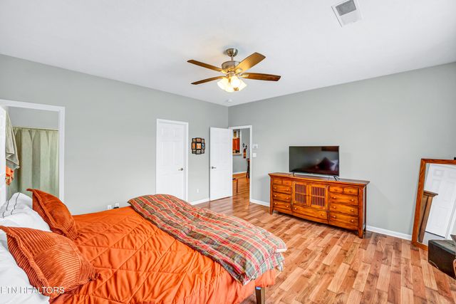 7908 Valley Park Lane, Knoxville, TN 37909