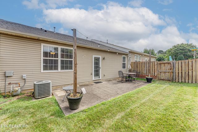 7908 Valley Park Lane, Knoxville, TN 37909
