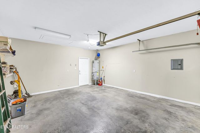 7908 Valley Park Lane, Knoxville, TN 37909