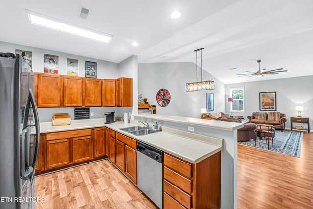 7908 Valley Park Lane, Knoxville, TN 37909