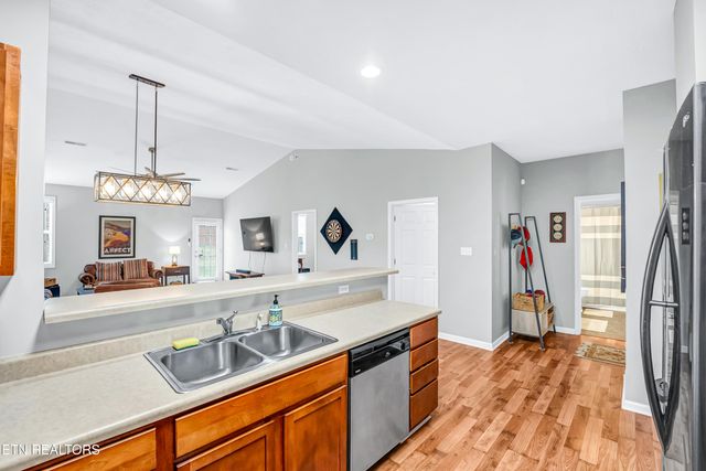 7908 Valley Park Lane, Knoxville, TN 37909