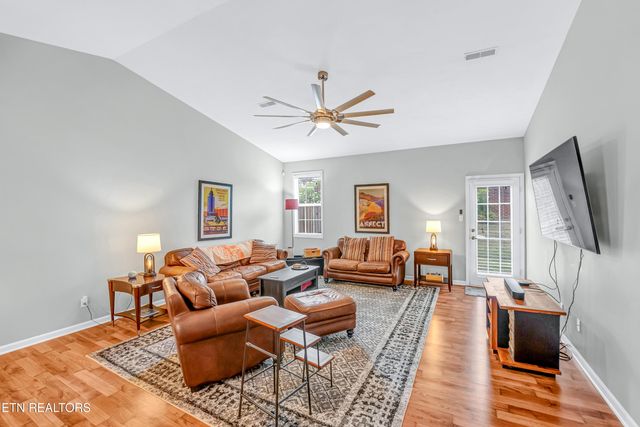7908 Valley Park Lane, Knoxville, TN 37909