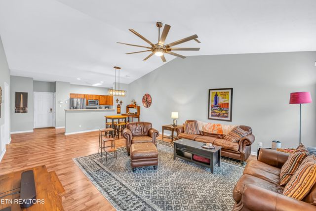 7908 Valley Park Lane, Knoxville, TN 37909