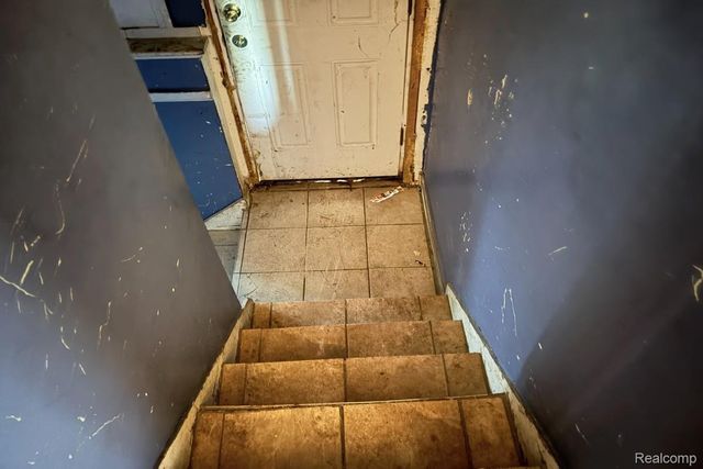 5511 Lakeview Street, Detroit, MI 48213