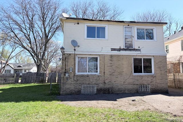 5511 Lakeview Street, Detroit, MI 48213