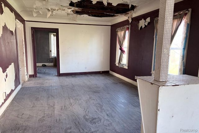 5511 Lakeview Street, Detroit, MI 48213