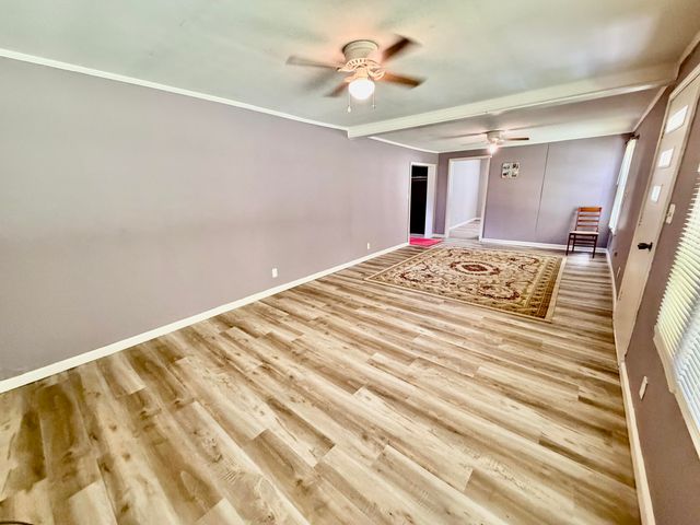 318 E Frog Hollow Road, Science Hill, KY 42553