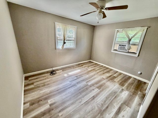 318 E Frog Hollow Road, Science Hill, KY 42553