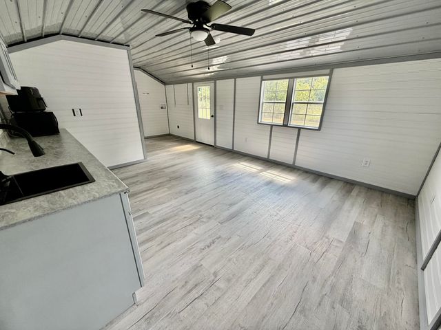 318 E Frog Hollow Road, Science Hill, KY 42553