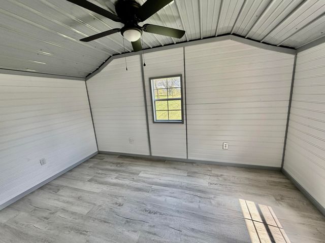 318 E Frog Hollow Road, Science Hill, KY 42553