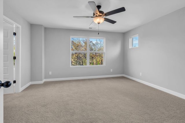 348 Twig PVT Ct, Hendersonville, TN 37075