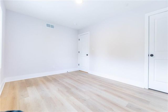 3312 Delavan Avenue, Kansas City, KS 66104