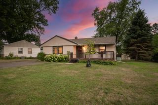 1406 Price Avenue, Maplewood, MN 55109