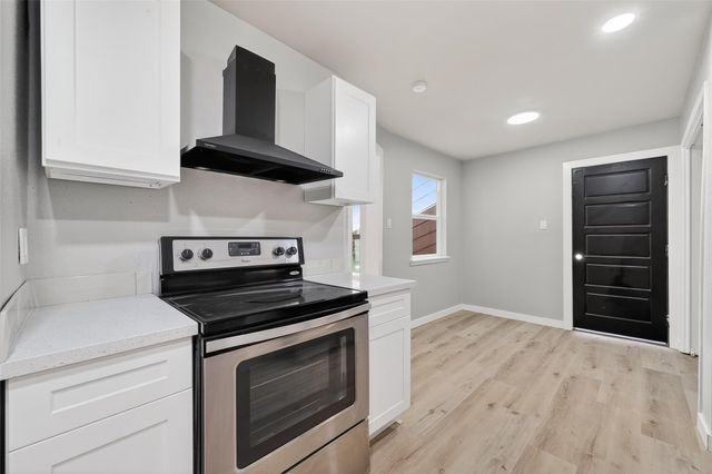 12815 Maxfield Drive, Houston, TX 77082