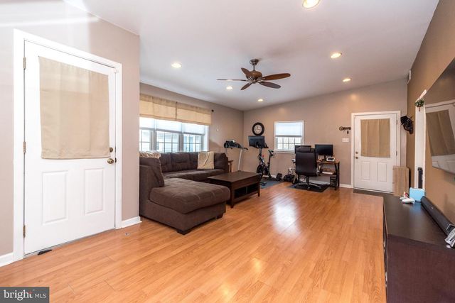 459 HARRISON AVE, Hatboro, PA 19040