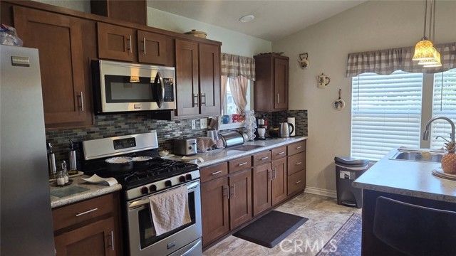 15445 Cobalt 227, Sylmar (los Angeles), CA 91342