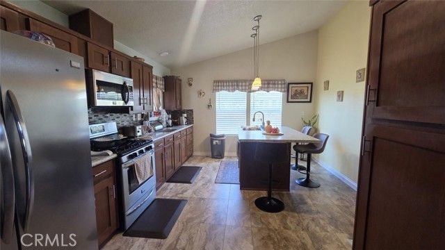 15445 Cobalt 227, Sylmar (los Angeles), CA 91342