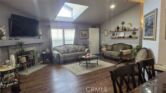 15445 Cobalt 227, Sylmar (los Angeles), CA 91342