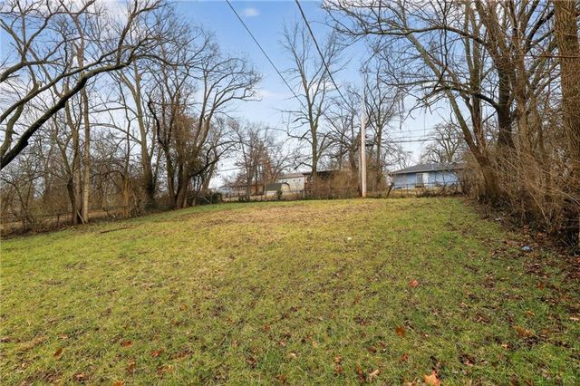 8615 E 114TH Street, Kansas City, MO 64134