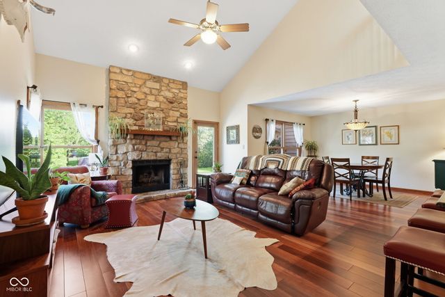 2342 Calaveras Way, Indianapolis, IN 46240