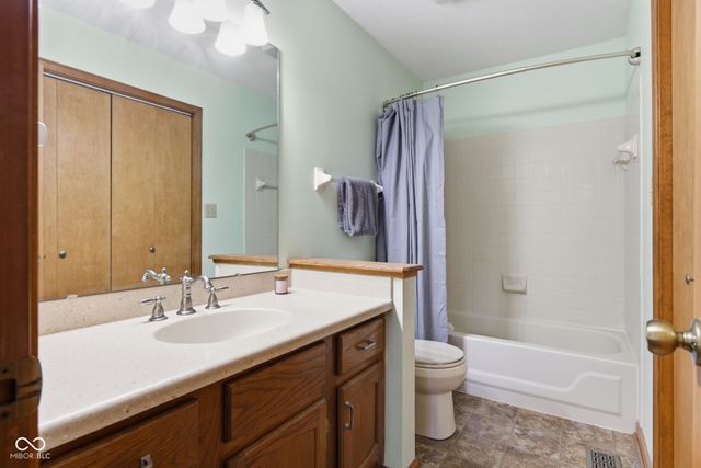 2342 Calaveras Way, Indianapolis, IN 46240
