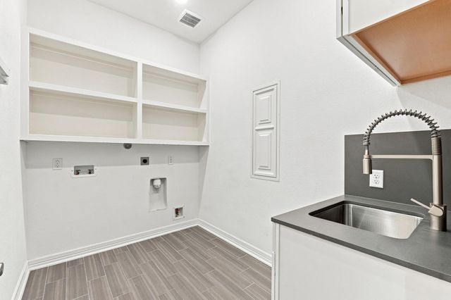 1627 Kaleta Pass Lane, League City, TX 77573