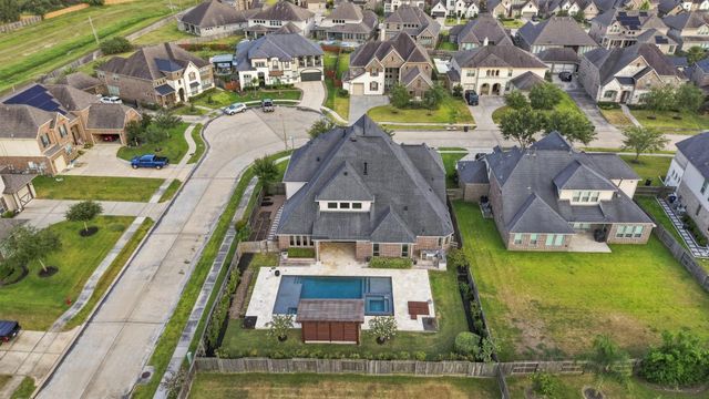 1627 Kaleta Pass Lane, League City, TX 77573