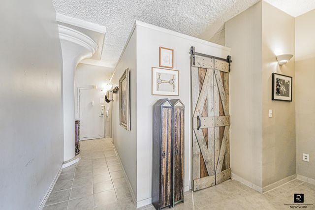 10 W Bway # 5-J, New York City, NY 10301