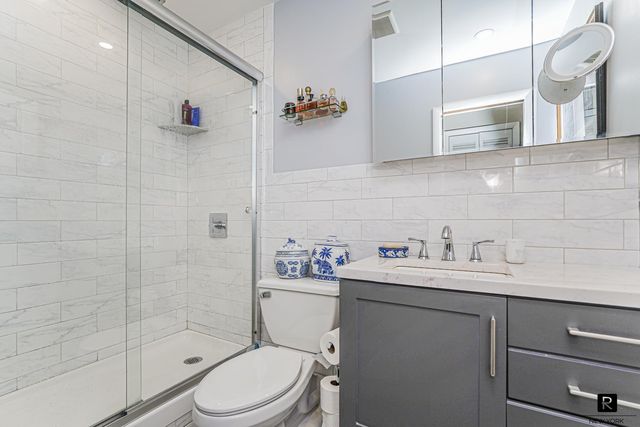 10 W Bway # 5-J, New York City, NY 10301