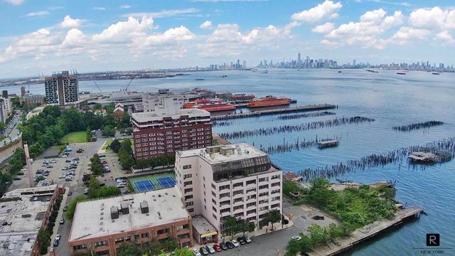 10 W Bway # 5-J, New York City, NY 10301