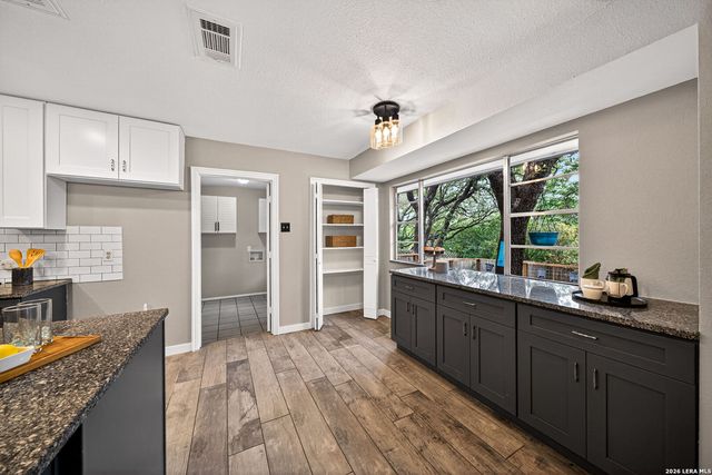 3415 Hopecrest Street, San Antonio, TX 78230