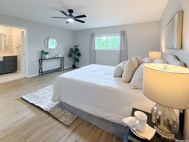 3415 Hopecrest Street, San Antonio, TX 78230