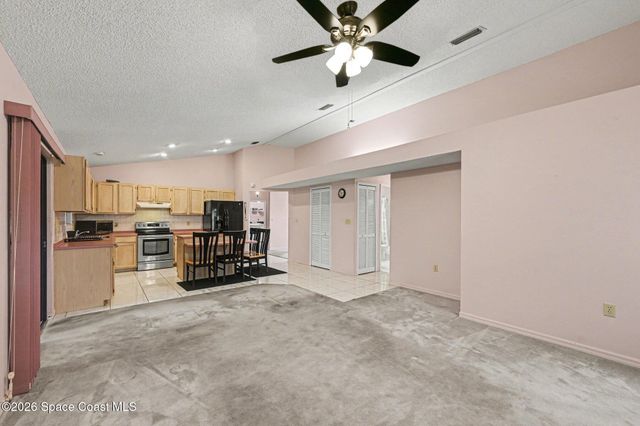 936 Hattaras Terrace SE, Palm Bay, FL 32909