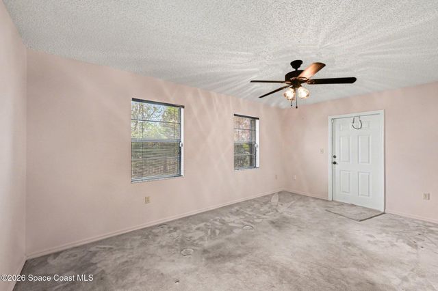 936 Hattaras Terrace SE, Palm Bay, FL 32909