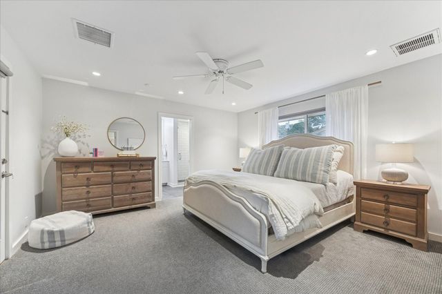 5718 Jackwood Street, Houston, TX 77096