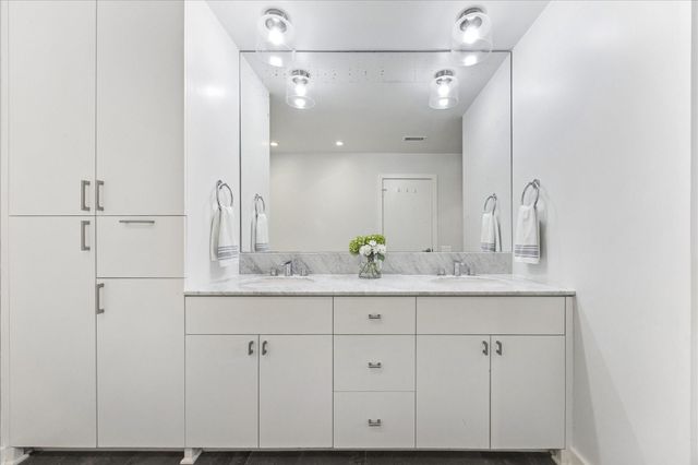 5718 Jackwood Street, Houston, TX 77096