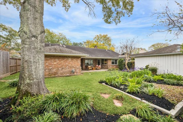 5718 Jackwood Street, Houston, TX 77096