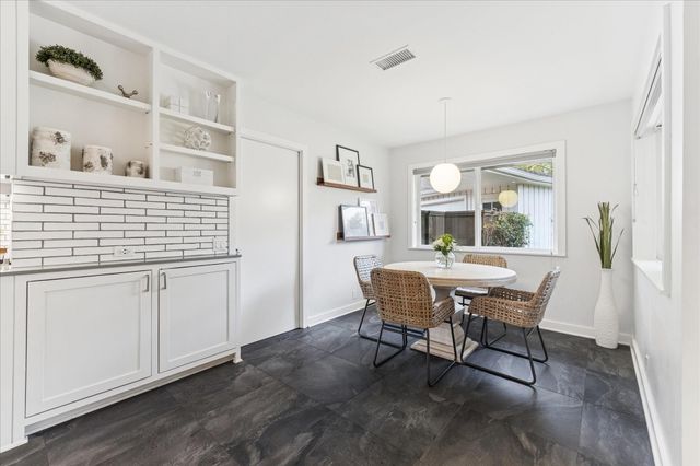 5718 Jackwood Street, Houston, TX 77096