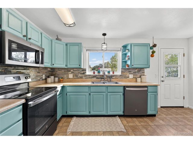 11158 Eudora Cir, Thornton, CO 80233