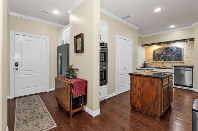 1502 Wimbledon Drive, Huntsville, TX 77340