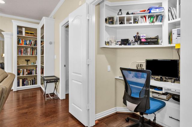 1502 Wimbledon Drive, Huntsville, TX 77340