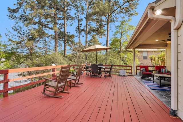 1502 Wimbledon Drive, Huntsville, TX 77340