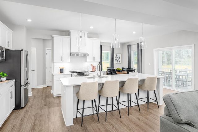 140 Cainwalker Road, Huger, SC 29450