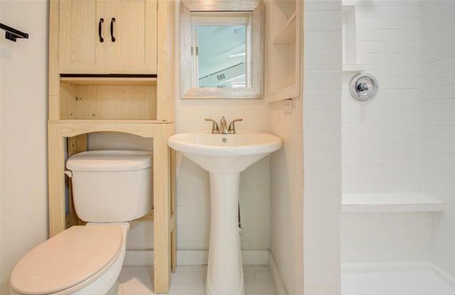 5311 Palmetto Street C, Houston, TX 77081